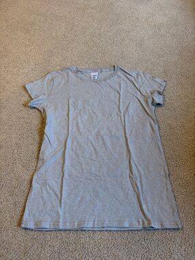 J. America Light Gray sparkly Short Sleeve Tee